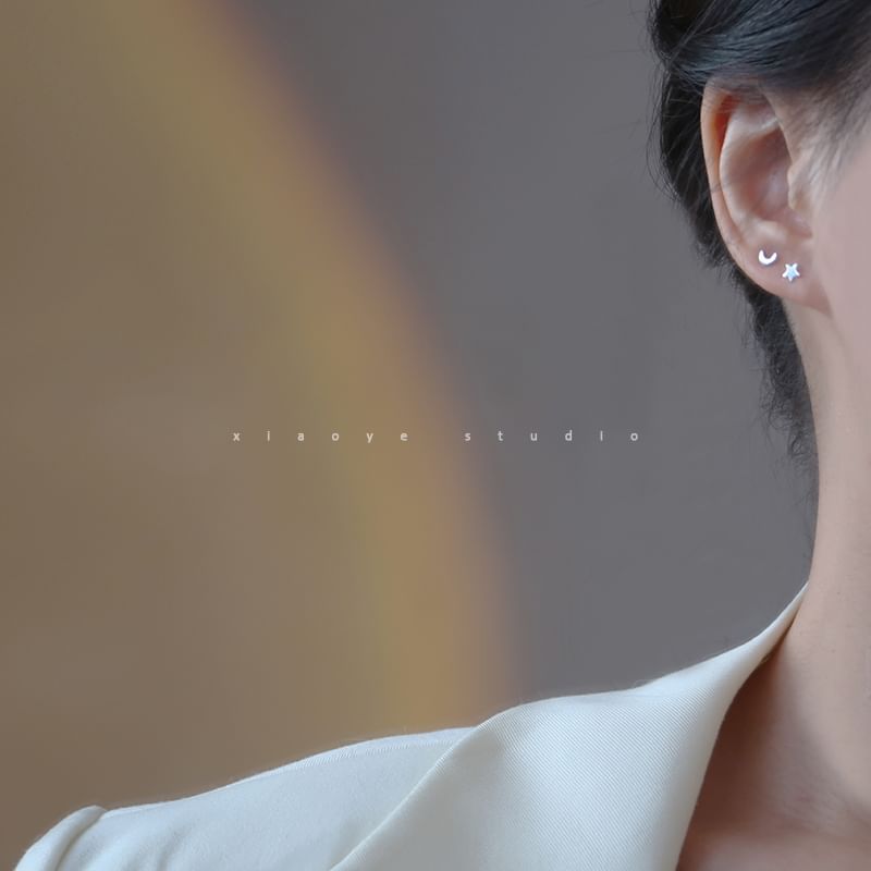Star Crescent Earring 925 Stud Silver Sterling Asymmetrical