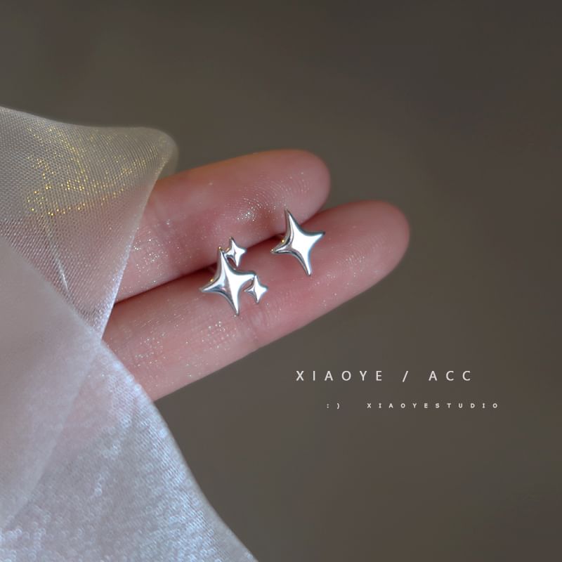 Star Stud 925 Sterling Earring Asymmetrical Silver