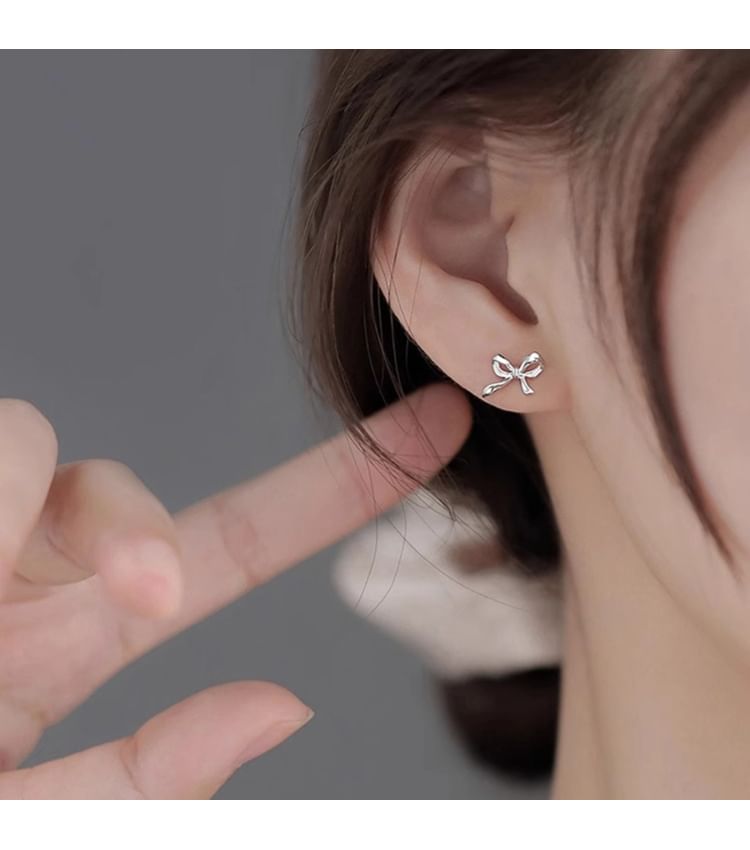 Silver Bow Sterling 925 Stud Earring
