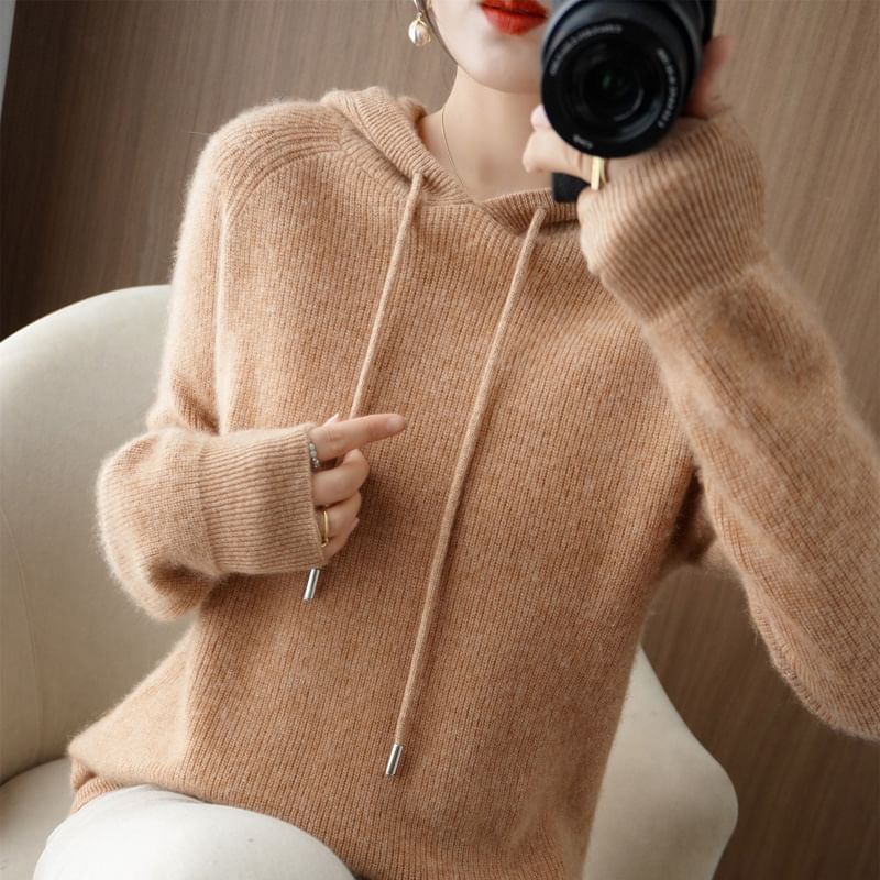 Woolen Plain Knit Hoodie