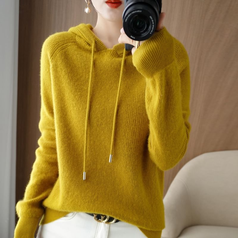 Woolen Plain Knit Hoodie