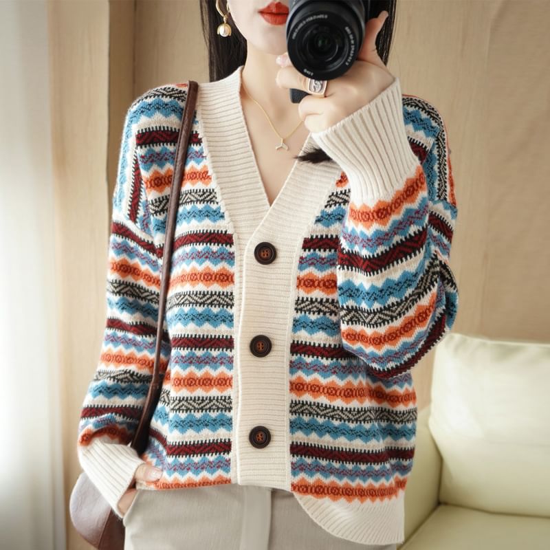 V-Neck Pattern Button-Up Cardigan