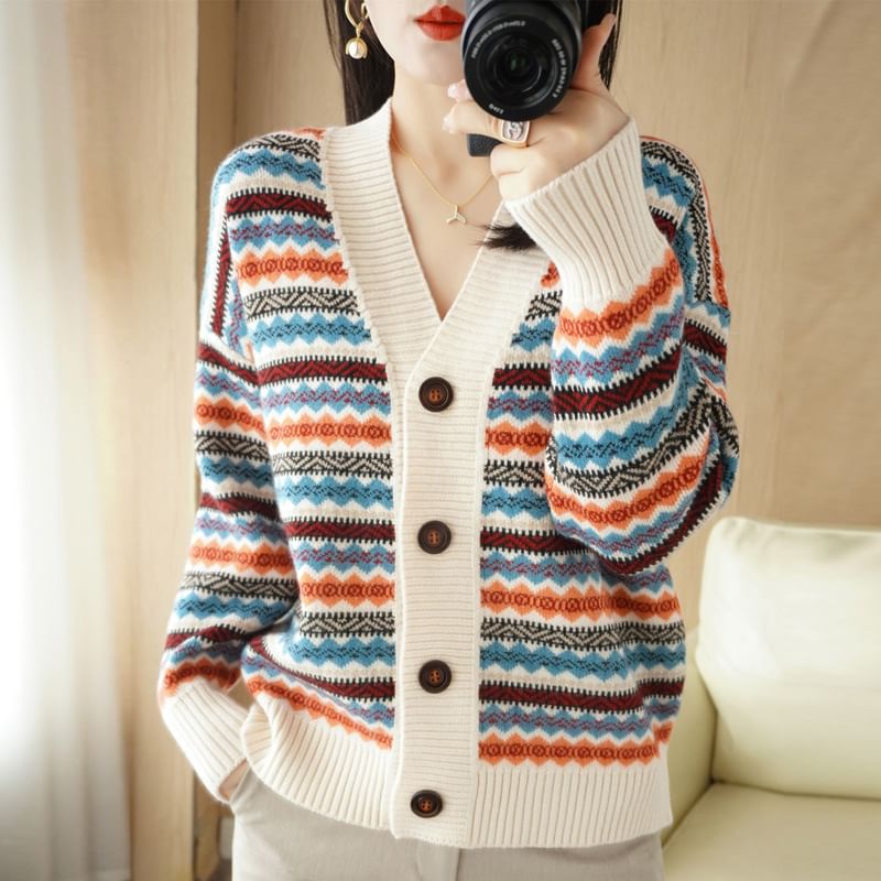 V-Neck Pattern Button-Up Cardigan