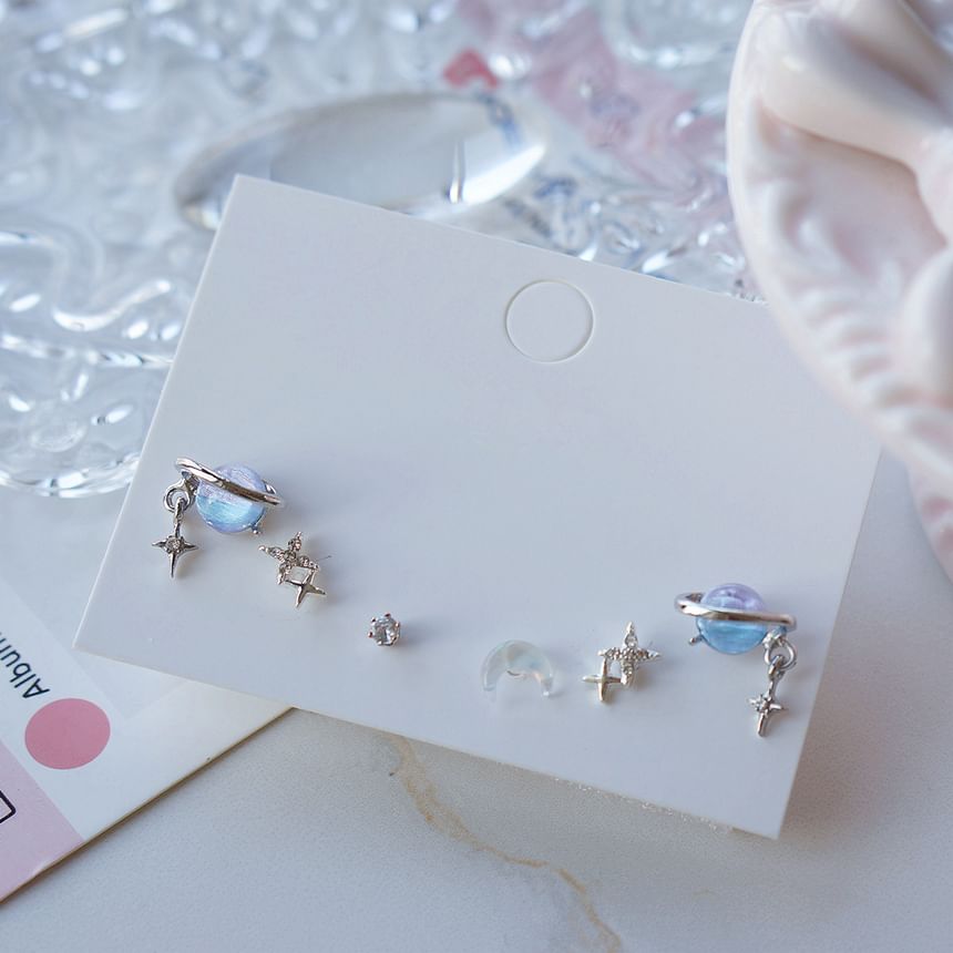 Star Set Earring of Pairs: 3