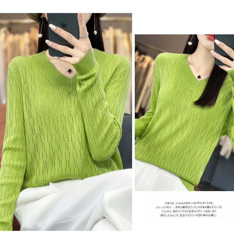 Long Sleeve V-Neck Plain Knit Top