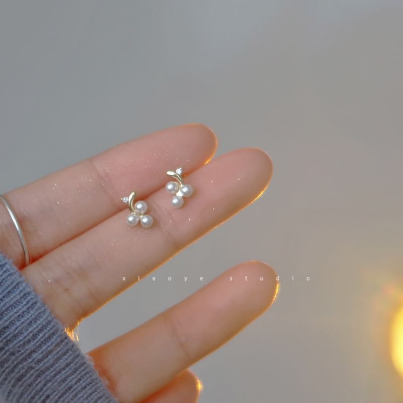 Sterling Faux S925 Earring Pearl Stud Silver