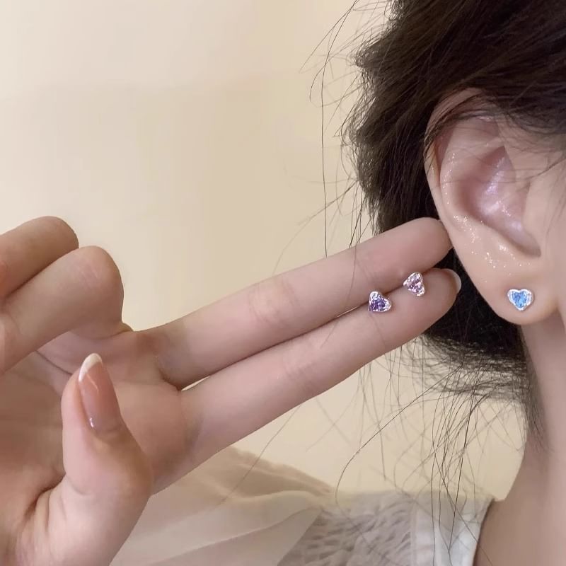 Alloy Stud Rhinestone Heart Earring