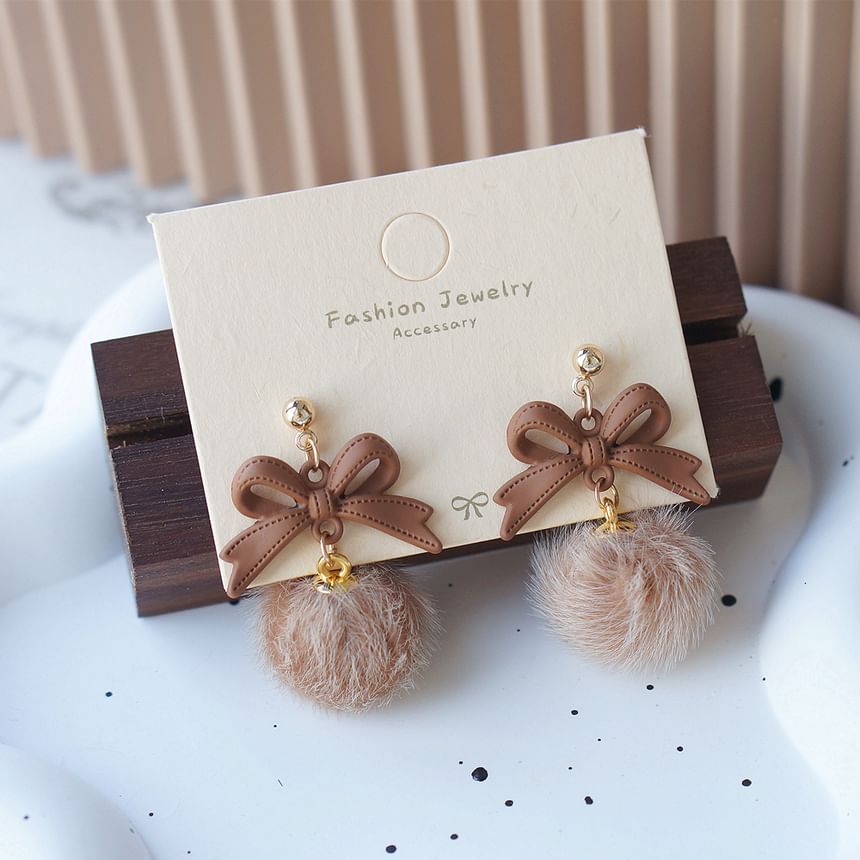 Pom Drop / On Bow Clip Earring