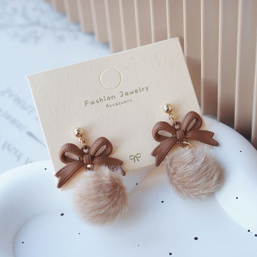 Pom Drop / On Bow Clip Earring