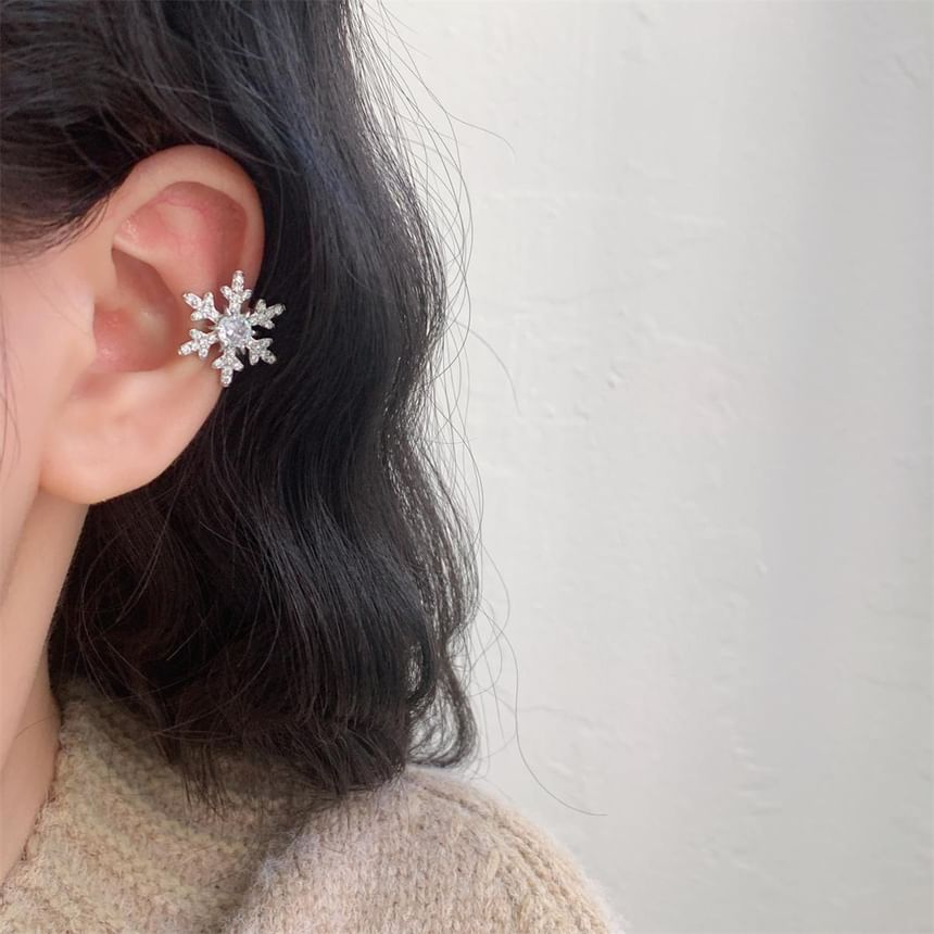 Snowflake Cuff Rhinestone Ear