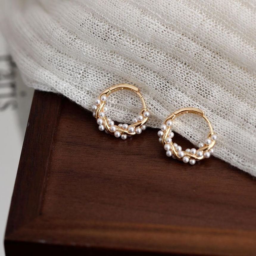 Faux Pearl Earring Hoop