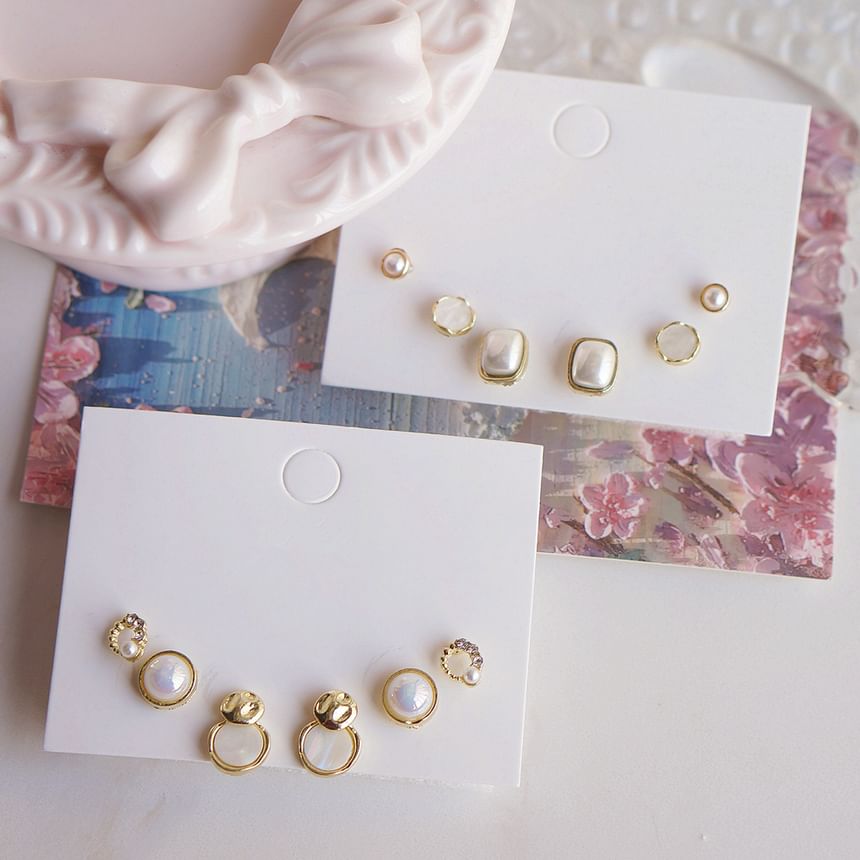 Earring Stud Faux Set Pearl