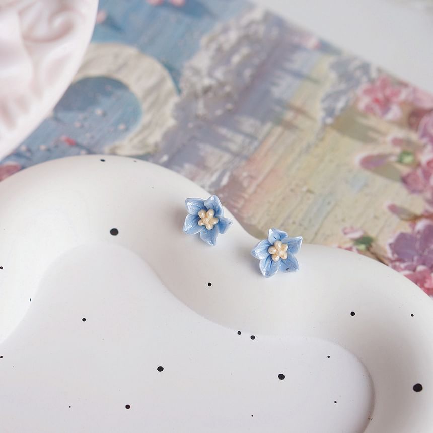 / Clip Earring Flower On Stud