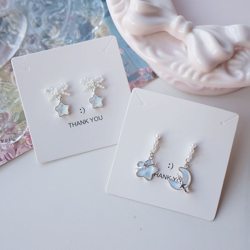 Star Dangle Pearl Earring Faux