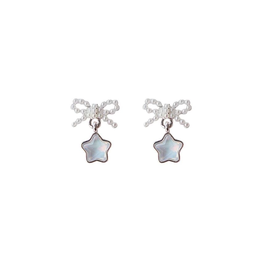 Star Dangle Pearl Earring Faux