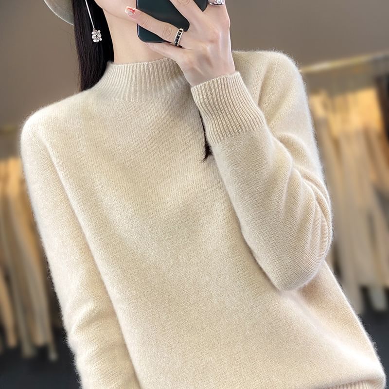 Long-Sleeve Mock Neck Plain Knit Top