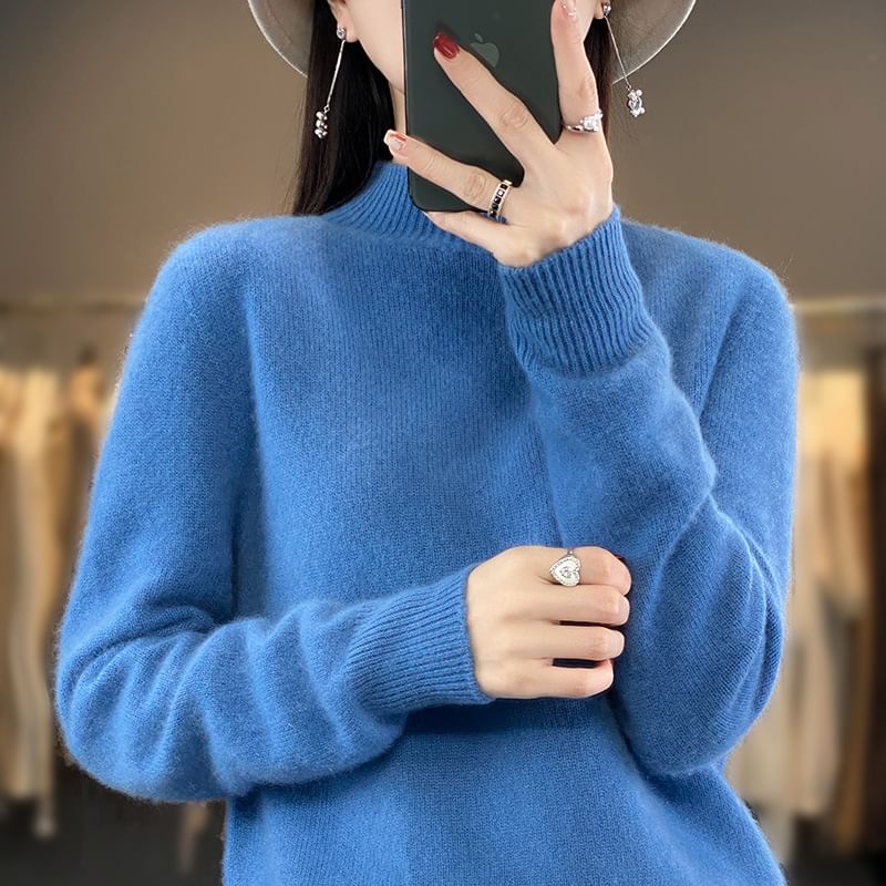 Long-Sleeve Mock Neck Plain Knit Top