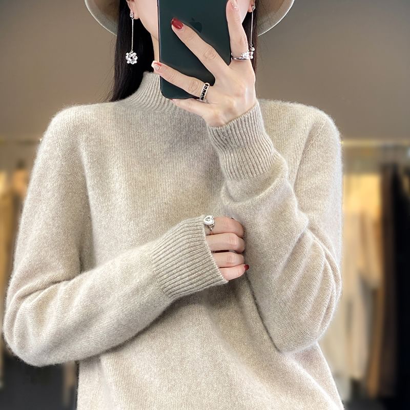 Long-Sleeve Mock Neck Plain Knit Top