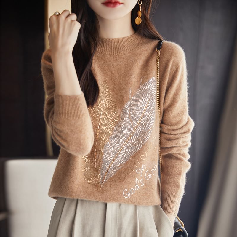 Long-Sleeve Crewneck Leaf Jacquard Knit Top