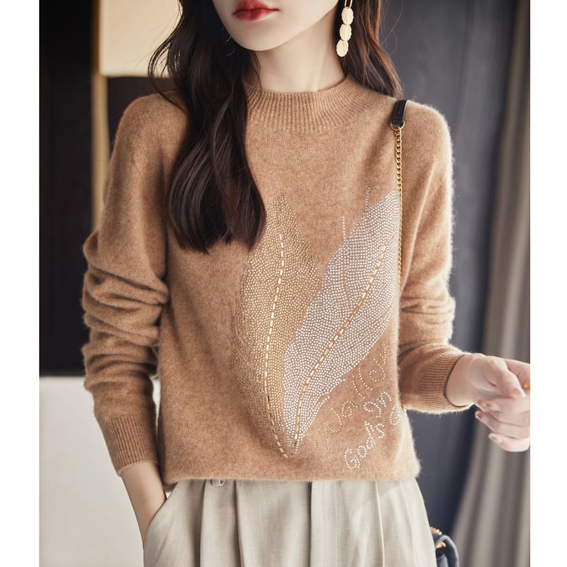 Long-Sleeve Crewneck Leaf Jacquard Knit Top