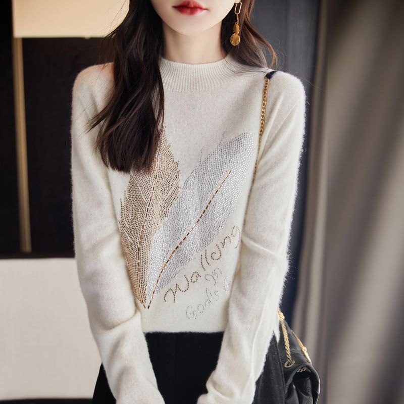 Long-Sleeve Crewneck Leaf Jacquard Knit Top