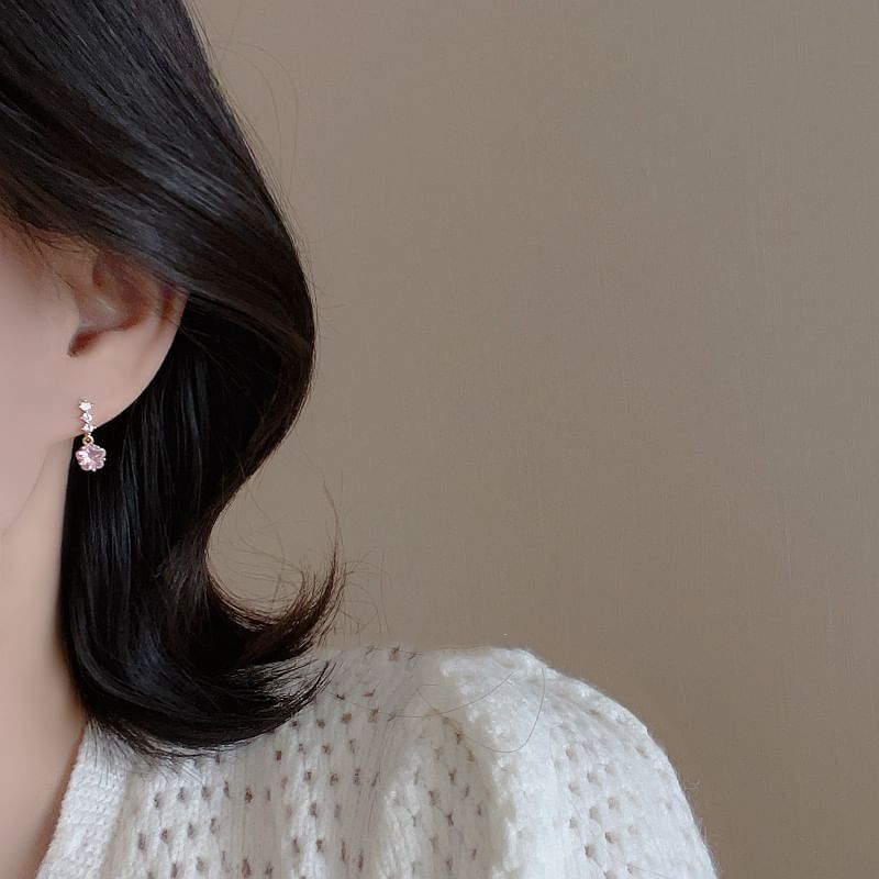 Alloy Dangle Earring Rhinestone Star