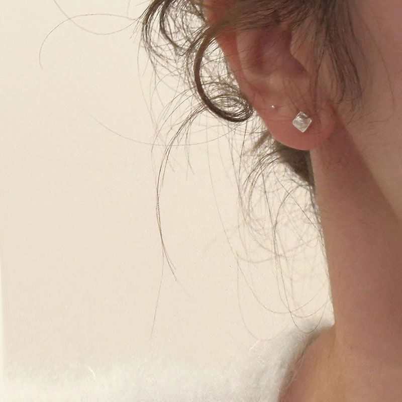 Faux Alloy Earring Pearl Barbell