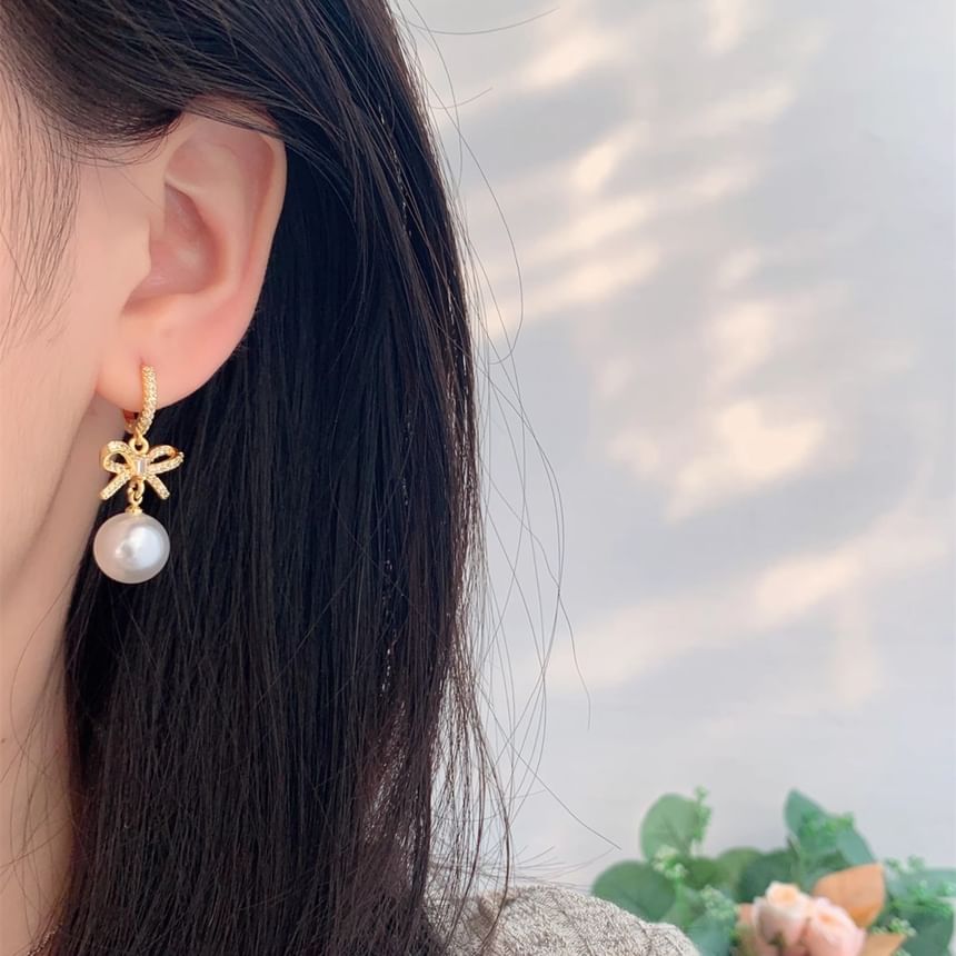 Huggie Rhinestone Pearl Faux Earring Drop Bow