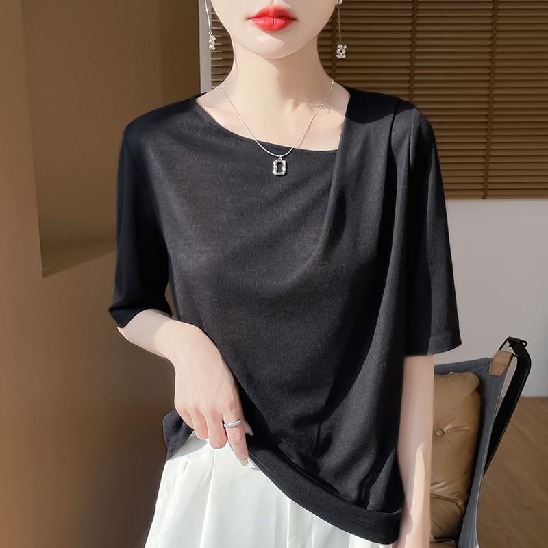 Short-Sleeve Asymmetrical Neck Plain Tee