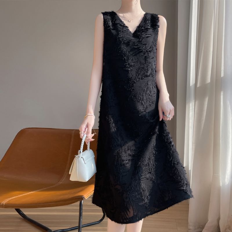 Sleeveless V-Neck Patterned Fringed Trim Midi Smock Dress