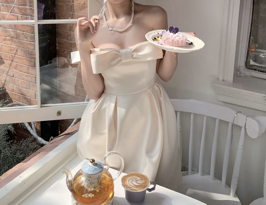 Off-Shoulder Plain Bow Mini A-Line Dress