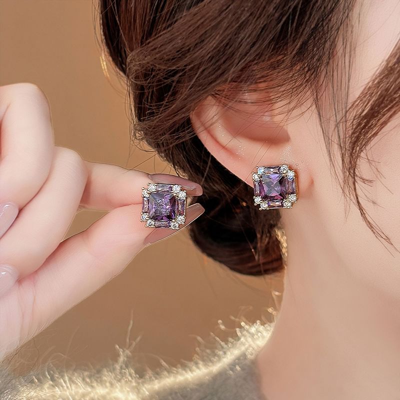 Gemstone Stud Earring Square