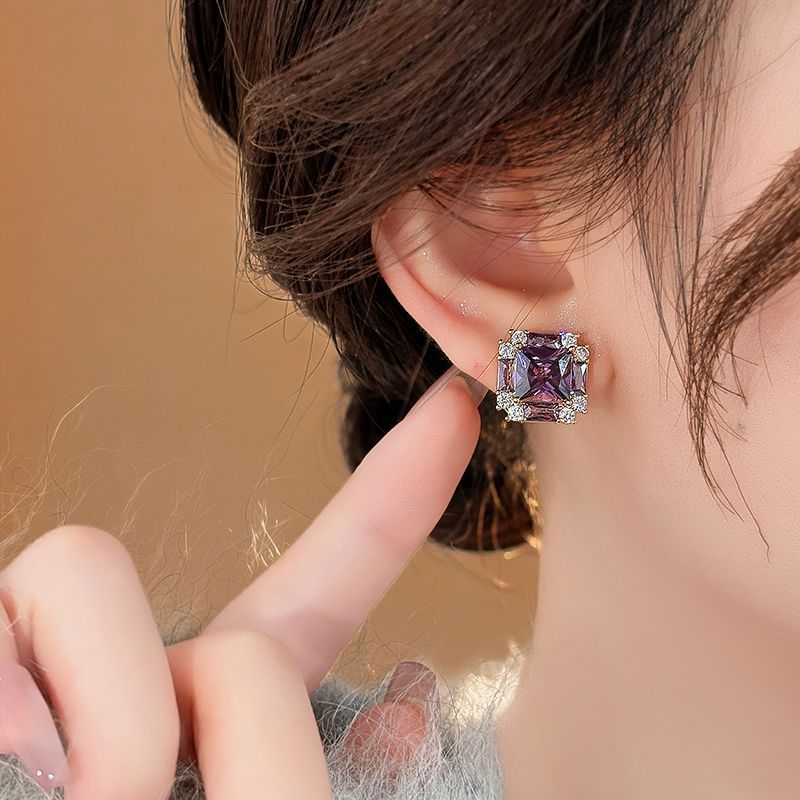 Gemstone Stud Earring Square