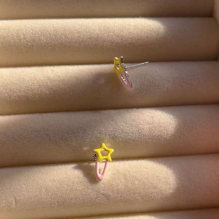 Earring Star-Shaped Stud