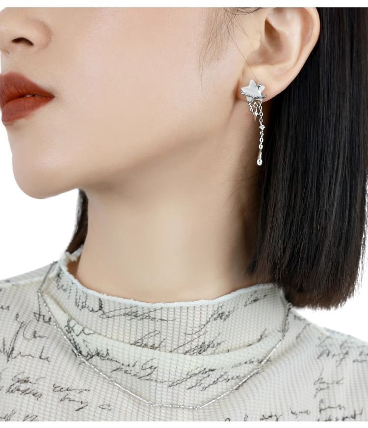 Star Dangle Earring