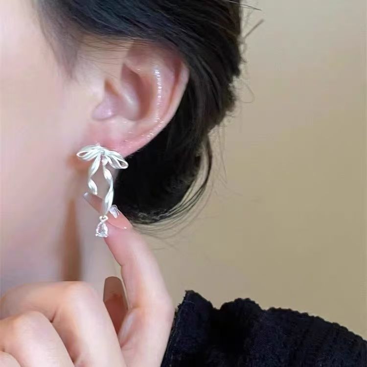 Cuff Alloy Ear Bow