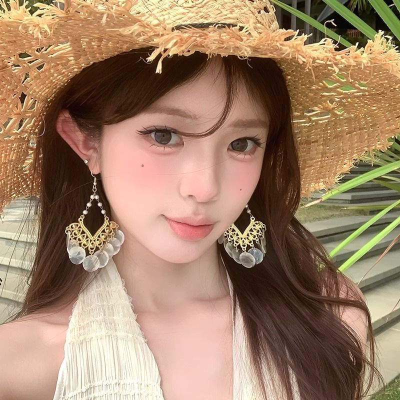 Alloy Chandelier Disc Earring Shell