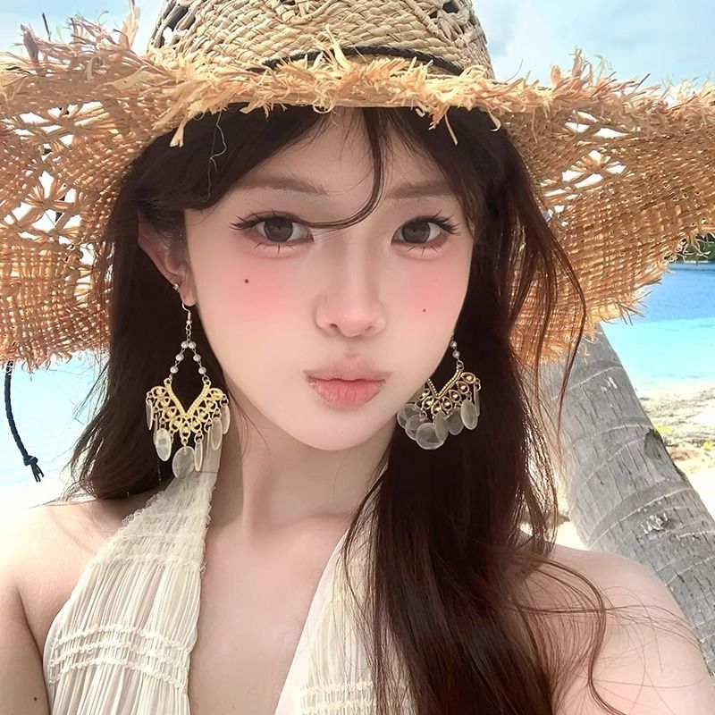 Alloy Chandelier Disc Earring Shell