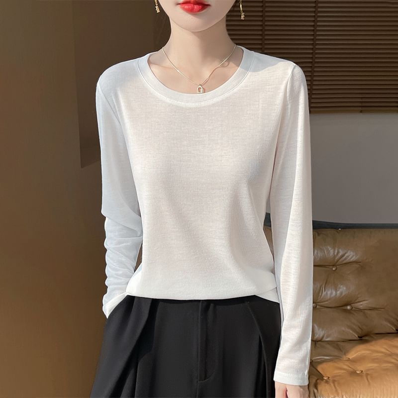 Long-Sleeve Crewneck Plain Tee