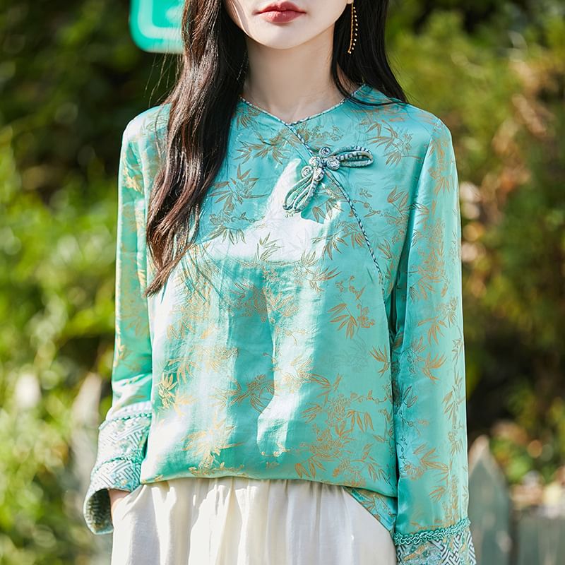 Long-Sleeve Frog Buttoned Asymmetrical Top