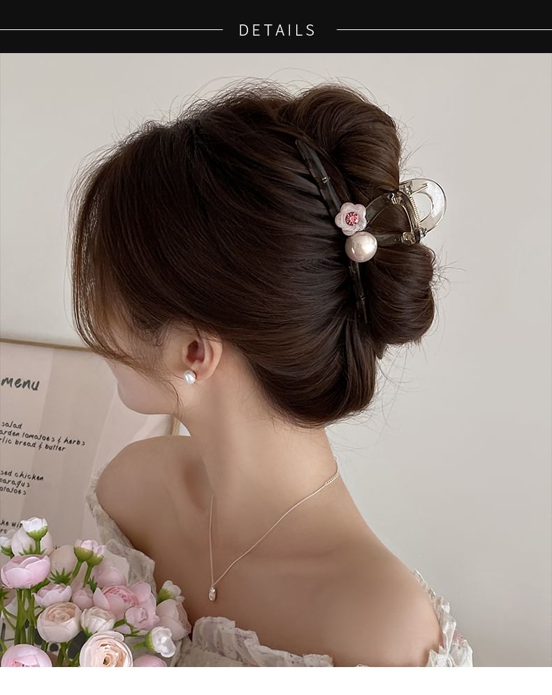 Acrylic Pearl Hair Claw Flower Faux
