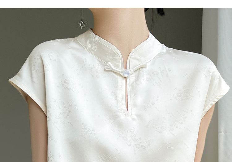 Cap-Sleeve Stand Collar Floral Jacquard Frog Buttoned Satin Blouse