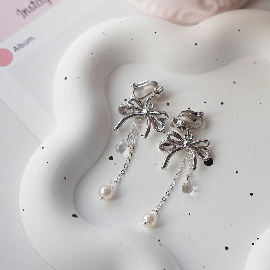 Sterling Clip-On Earring / Faux Drop Bow Silver Pearl 925