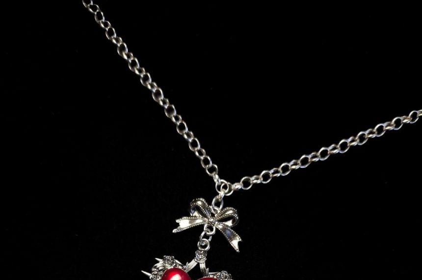 Necklace Cross Heart Alloy Pendant