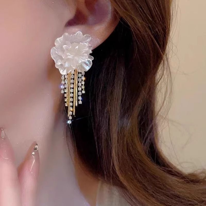 Alloy Rhinestone Earring Fringed Floral