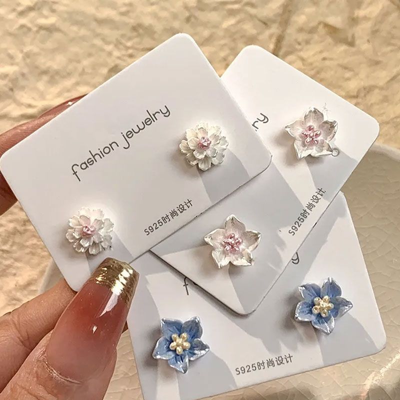3 Earring (Various Floral Alloy Pairs: of Stud Set Designs)
