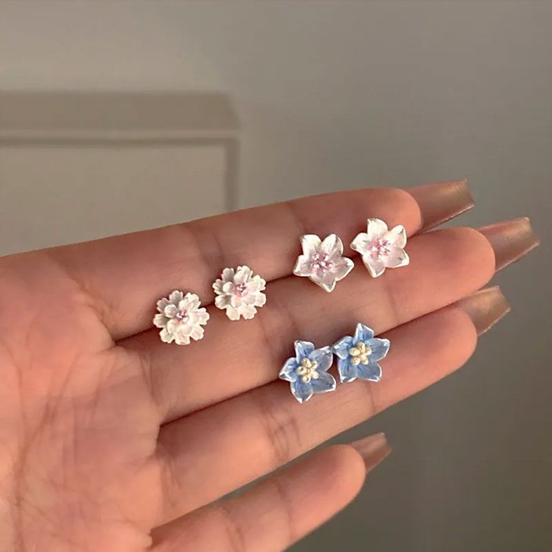 3 Earring (Various Floral Alloy Pairs: of Stud Set Designs)