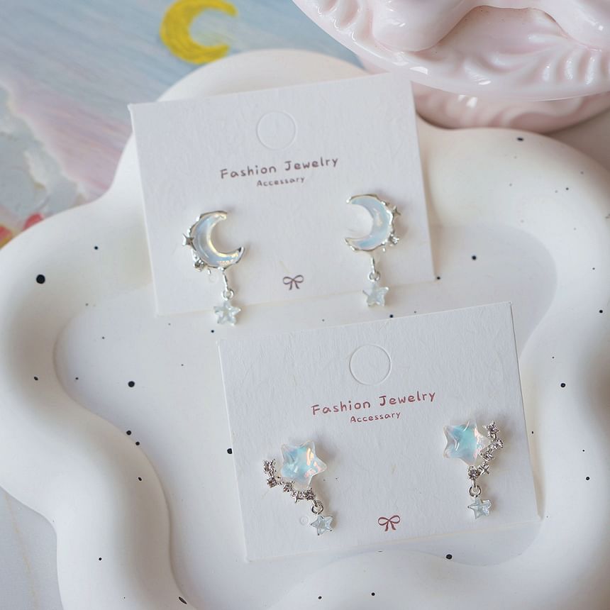 Drop / Crescent Earring Star