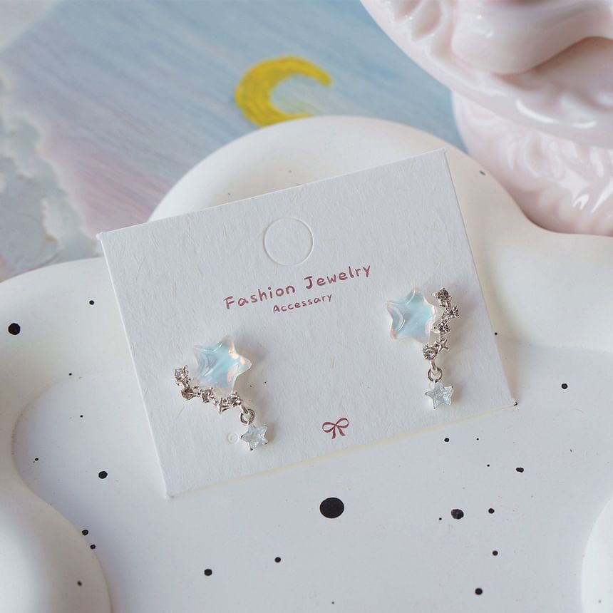 Drop / Crescent Earring Star