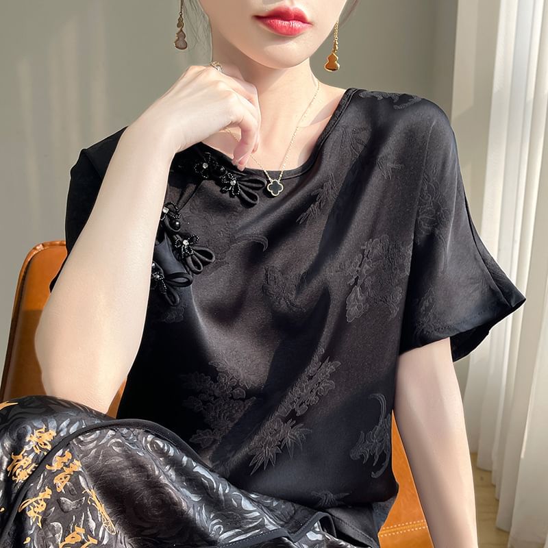 Short-Sleeve Round Neck Floral Embroidered Frog Buttoned Top